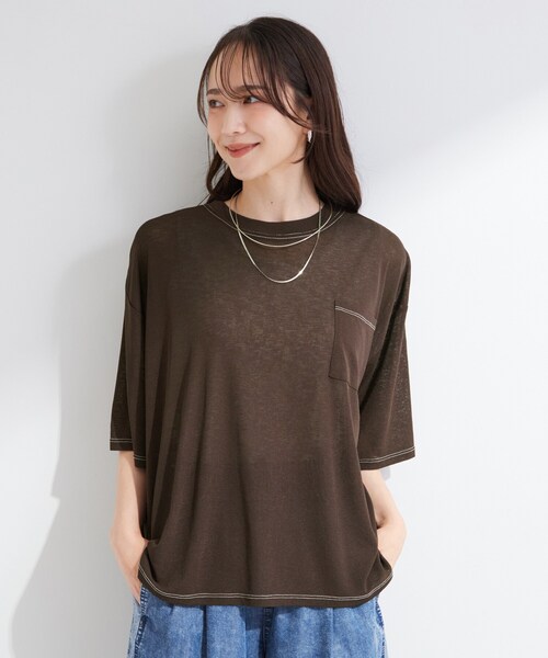 SHOO・LA・RUE（シューラルー）の「【S-LL/洗濯機可/体型カバー】ゆるっとこなれる 大人のシアースラブTシャツ（Tシャツ/カットソー・レディース・ブラック系/ダークブラウン/ベビーピンク/グリーン系・01/03/02/04）」の9枚目の写真