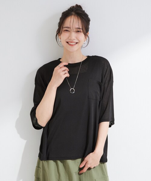 SHOO・LA・RUE（シューラルー）の「【S-LL/洗濯機可/体型カバー】ゆるっとこなれる 大人のシアースラブTシャツ（Tシャツ/カットソー・レディース・ブラック系/ダークブラウン/ベビーピンク/グリーン系・01/03/02/04）」の17枚目の写真