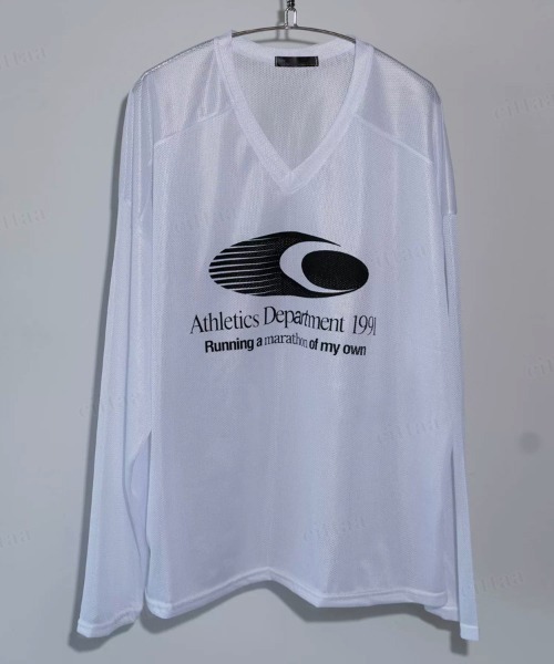 Dalfwin(ダールフィン)の「韓国ファッション AthleticsプリントメッシュVネック長袖トップス(Tシャツ/カットソー・レディース・ホワイト/ブラック/ライトブルー・FREE)」の12枚目の写真