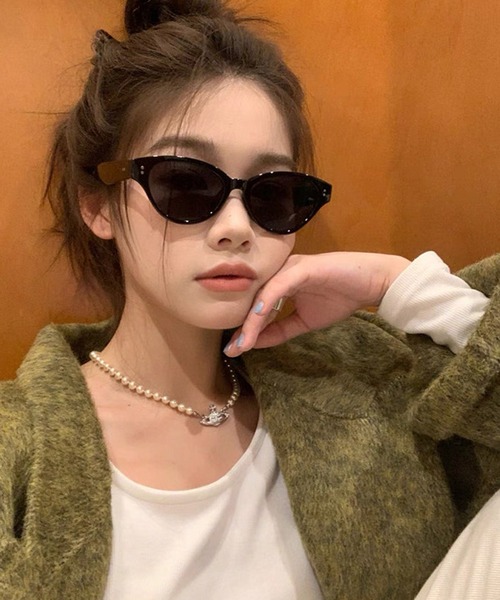HALEY PESCA(ヘーリーペスカ)の「HALEY PESCA/【トレンド】キャットアイサングラス(サングラス・レディース・ブラック/レオパード・FREE)」の1枚目の写真