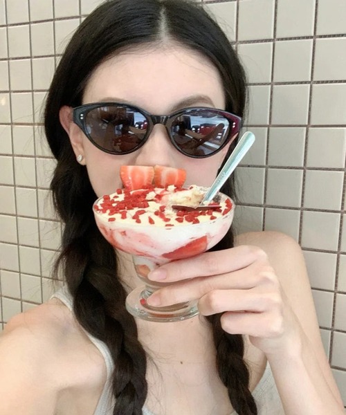 HALEY PESCA(ヘーリーペスカ)の「HALEY PESCA/【トレンド】キャットアイサングラス(サングラス・レディース・ブラック/レオパード・FREE)」の9枚目の写真