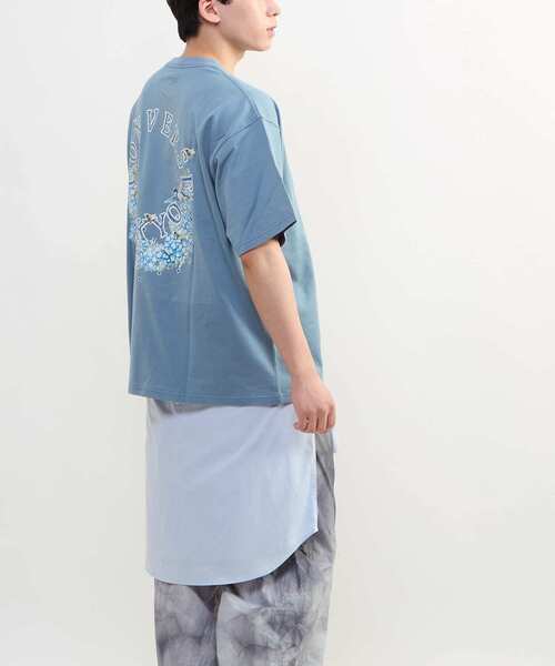 CONVERSE TOKYO（コンバーストウキョウ）の「CIRCLE FLOWER LOGO TEE（Tシャツ/カットソー・レディース・サックスブルー/ホワイト/ブラック・MEDIUM/SMALL）」の11枚目の写真