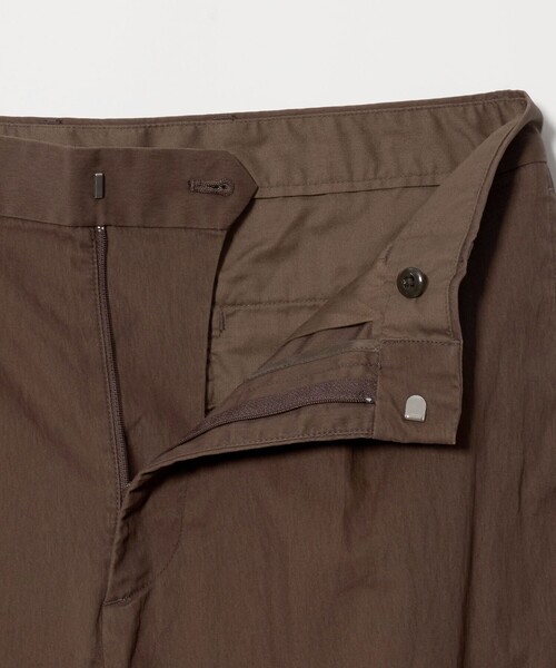 green label relaxing(グリーンレーベルリラクシング)の「コットン ナイロン ツイル GJ 1P ワイド パンツ W3(その他パンツ・メンズ・ダークブラウン/ベージュ/ネイビー・L/M/XL/S)」の19枚目の写真
