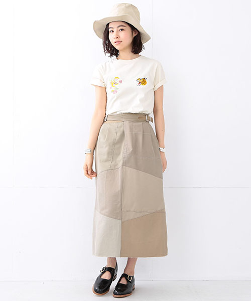 TAILOR TOYO（テーラートウヨウ）の「TAILOR TOYO×BEAMS BOY / スカ刺繍 ショートスリーブ Tシャツ（Tシャツ/カットソー・レディース・ブラック/ナチュラル・ONE SIZE）」の14枚目の写真