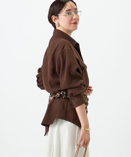 NOLLEY’S(ノーリーズ)の「《UVカット/防シワ》ウォッシャブルスエードライクシャツ(シャツ/ブラウス・レディース・ベージュ/ダークブラウン・FREE)」の18枚目の写真