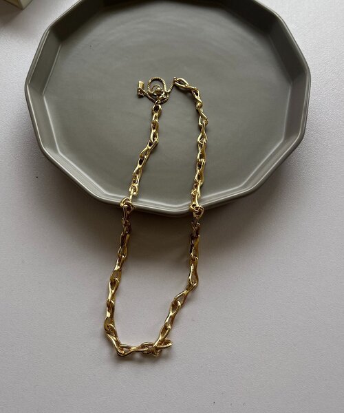 GOLDY(ゴールディ)の「〈GOLDY/ゴールディ〉ツイストチェーンネックレス(ネックレス・レディース・シルバー/ゴールド・FREE)」の9枚目の写真