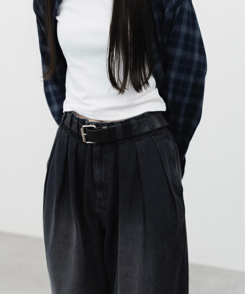 HONE（ホーン）の「3tuck curve wide denim pants / ３タックカーブワイドデニムパンツ（デニムパンツ・メンズ・ブラック/ブルー・LARGE/MEDIUM/SMALL）」の10枚目の写真
