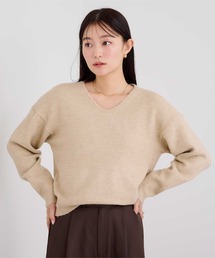 ふんわりVネックニットプルオーバー
