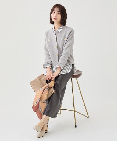 INDIVI(インディヴィ)の「【軽やか】ブークレニットジャケット(カーディガン/ボレロ・レディース・ブラック系4/キャメル/オフホワイト/ライトグレー・19/34/13/05/38/15 )」の21枚目の写真