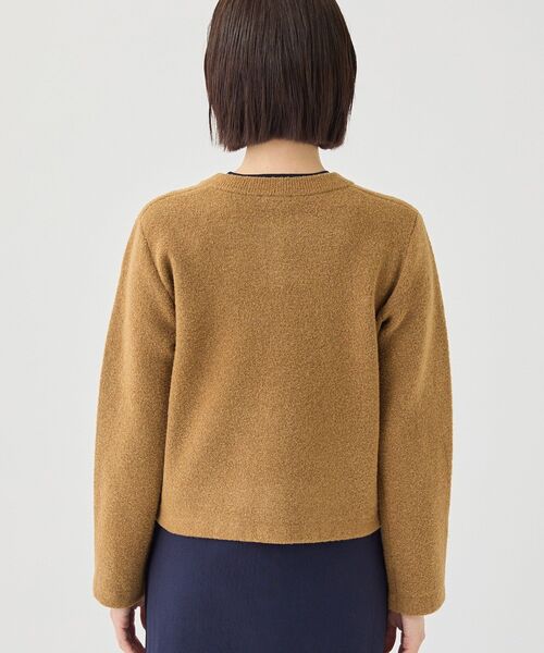 INDIVI(インディヴィ)の「【軽やか】ブークレニットジャケット(カーディガン/ボレロ・レディース・ブラック系4/キャメル/オフホワイト/ライトグレー・19/34/13/05/38/15 )」の9枚目の写真