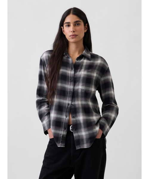 GAP(ギャップ)の「オーバーサイズ フランネルシャツ(シャツ/ブラウス・レディース・ブラック系その他/ブラウン系その他/マルチ・S/M/XS/L/XXS)」の6枚目の写真