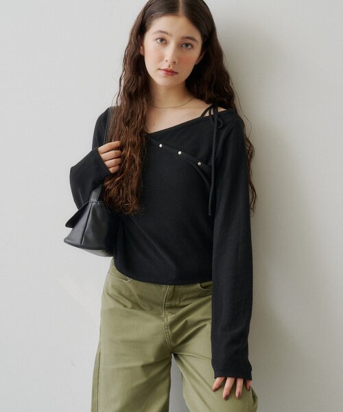 Kastane(カスタネ)の「【WEB限定】スタッズデザイントップス(Tシャツ/カットソー・レディース・ブラック/アイボリー/グレー・FREE)」の13枚目の写真