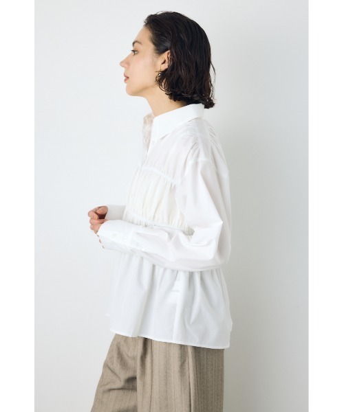 AZUL by moussy(アズールバイマウジー)の「シャーリングデザイン長袖シャツ 秋服 冬服 春服 デザイントップス デザインシャツ ギャザートップス(シャツ/ブラウス・レディース・オフホワイト/ブラック/ブルー・FREE)」の6枚目の写真