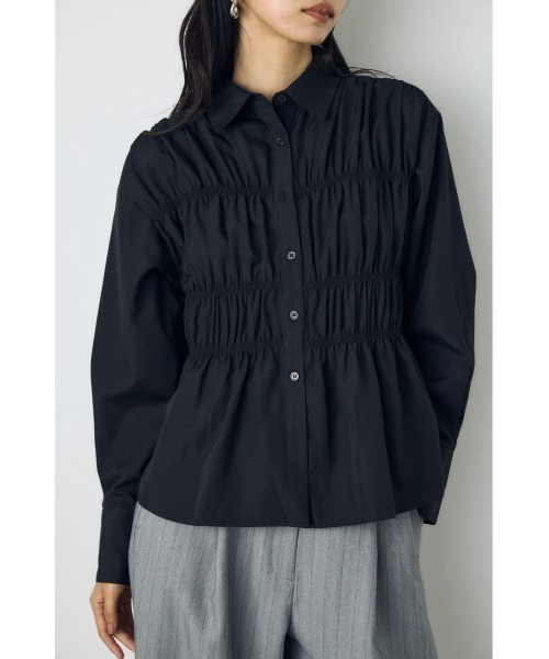 AZUL by moussy(アズールバイマウジー)の「シャーリングデザイン長袖シャツ 秋服 冬服 春服 デザイントップス デザインシャツ ギャザートップス(シャツ/ブラウス・レディース・オフホワイト/ブラック/ブルー・FREE)」の15枚目の写真