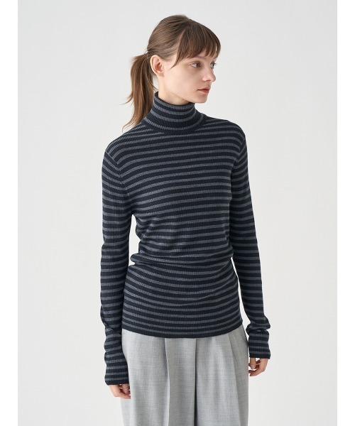 JOHN SMEDLEY(ジョンスメドレー)の「リブタートルネック ボーダー柄長袖ニットプルオーバー(ニット/セーター・レディース・その他・S)」の3枚目の写真