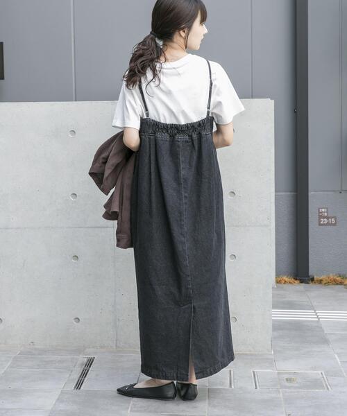 ITEMS URBANRESEARCH(アイテムズ アーバンリサーチ)の「デニムキャミワンピース(ワンピース・レディース・インディゴブルー/ブラック・FREE)」の4枚目の写真