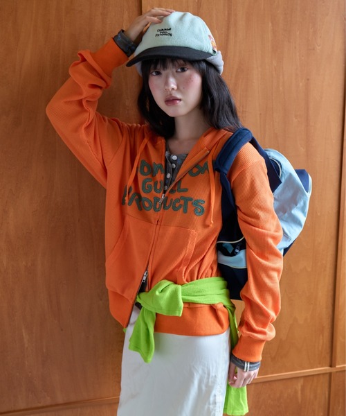 common gull products.（コモンガルプロダクツ）の「common gull products. waffle zip hoodie（パーカー・レディース・ネイビー/オレンジ/アイボリー/ミント/杢グレー・SMALL/MEDIUM/LARGE）」の5枚目の写真