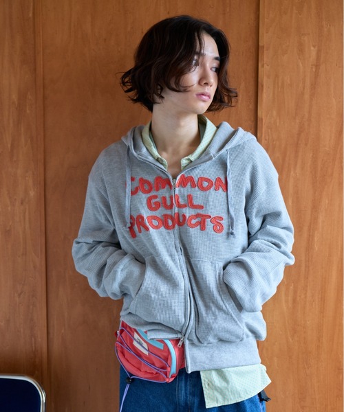 common gull products.（コモンガルプロダクツ）の「common gull products. waffle zip hoodie（パーカー・レディース・ネイビー/オレンジ/アイボリー/ミント/杢グレー・SMALL/MEDIUM/LARGE）」の19枚目の写真