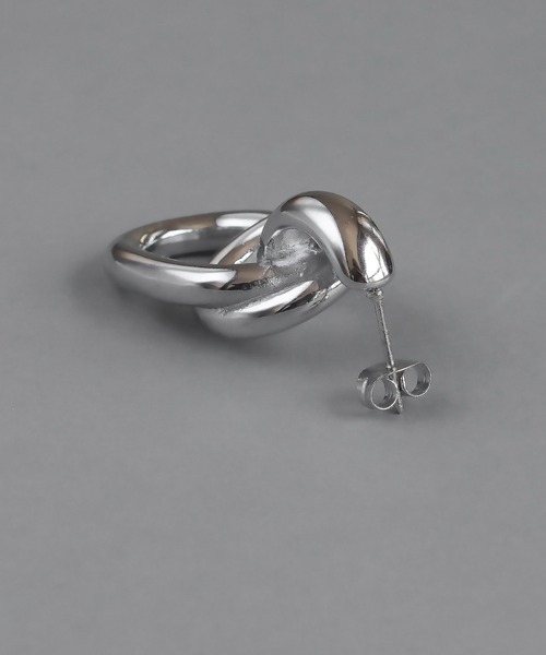 abaskdesign(アバスクデザイン)の「金属アレルギー対応 オーバルダブルピアス(ピアス(両耳用)・レディース・シルバー・FREE)」の9枚目の写真