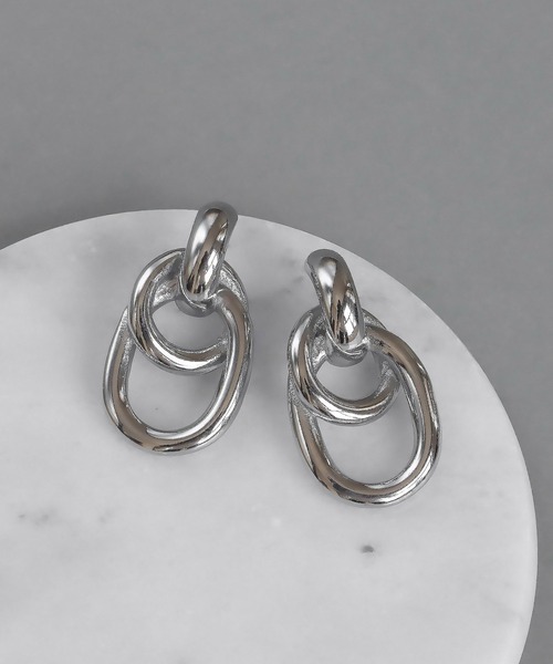 abaskdesign(アバスクデザイン)の「金属アレルギー対応 オーバルダブルピアス(ピアス(両耳用)・レディース・シルバー・FREE)」の3枚目の写真