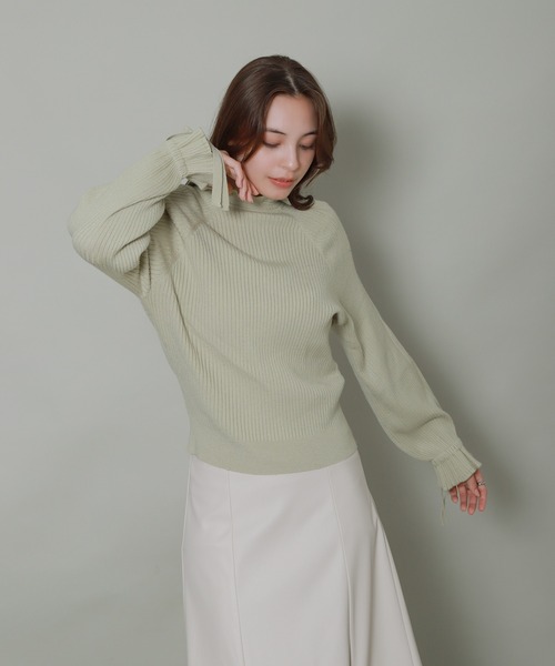 libelle more(リベル モア)の「フリル襟袖リボンニットトップス(ニット/セーター・レディース・杢グレー/オフホワイト/オリーブ/イエロー/ブラック・L/M)」の22枚目の写真