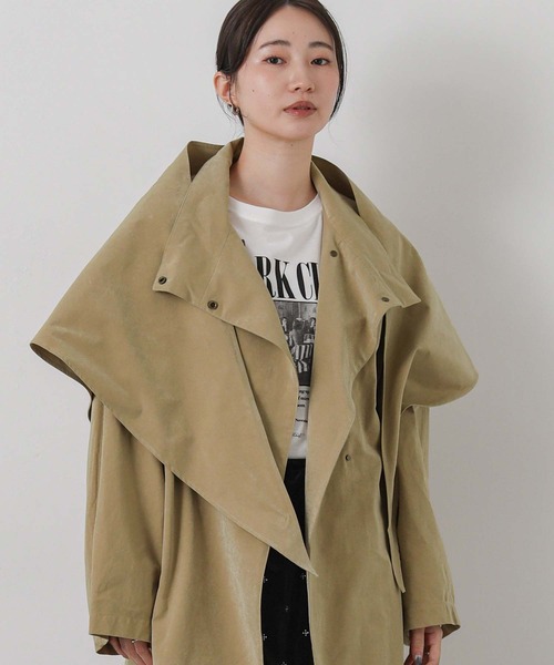 Gready Brilliant(グレディブリリアン)の「ピーチスタンドスカーフ付(ノーカラーコート・レディース・ベージュ/カーキ・38)」の12枚目の写真