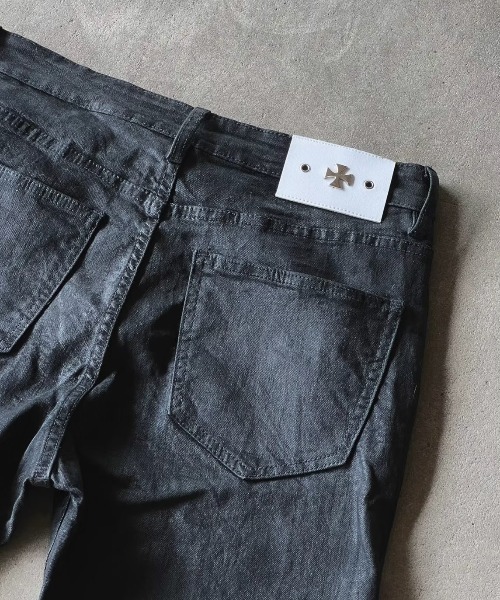 The Lowkey Club（ザロウキークラブ）の「【LOWKEY CLUB】FLARED COATED JEANS / 【ロウキー クラブ】コーティングフレアデニムパンツ（デニムパンツ・メンズ・ブラック・S/M）」の10枚目の写真