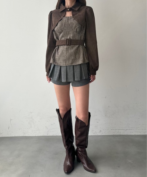 HEIREN(ヘイレーン)の「ボレロ×キャミビスチェドッキングトップス(シャツ/ブラウス・レディース・ブラック/ブラウン・FREE)」の6枚目の写真