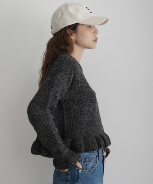 URBAN RESEARCH Sonny Label(アーバンリサーチサニーレーベル)の「アイレットフリルニット(ニット/セーター・レディース・アイボリー/イエロー/チャコールグレー・FREE)」の13枚目の写真
