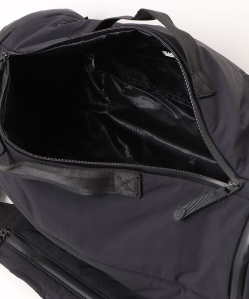 MAKAVELIC(マキャベリック)の「【62】【MAKAVELIC】【Cloud 3way Boston Bag】(ボストンバッグ・メンズ・カーキ・ONESIZE)」の4枚目の写真