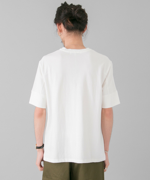 URBAN RESEARCH(アーバンリサーチ)の「UR 強撚鹿の子ヘンリー(Tシャツ/カットソー・メンズ・ホワイト/ネイビー・MEDIUM/LARGE)」の4枚目の写真