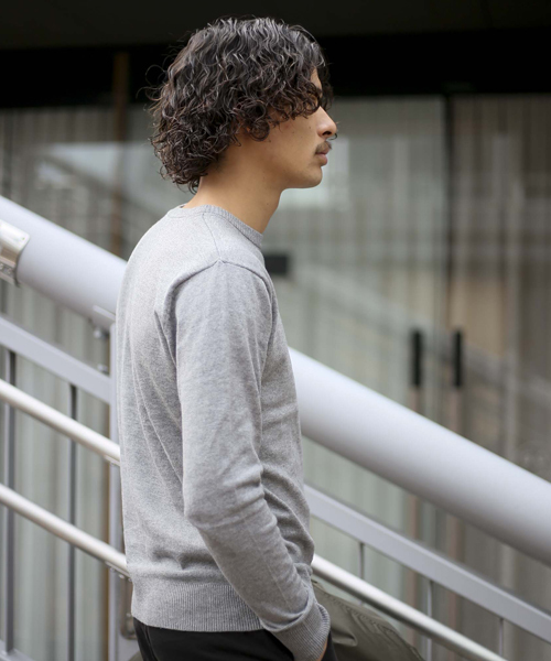 Denime（ドゥニーム）の「カシミアミックスクルーネックニット（ニット/セーター・メンズ・カーキ/ネイビー/グレー/ホワイト/レッド・LARGE/X-LARGE/MEDIUM）」の14枚目の写真