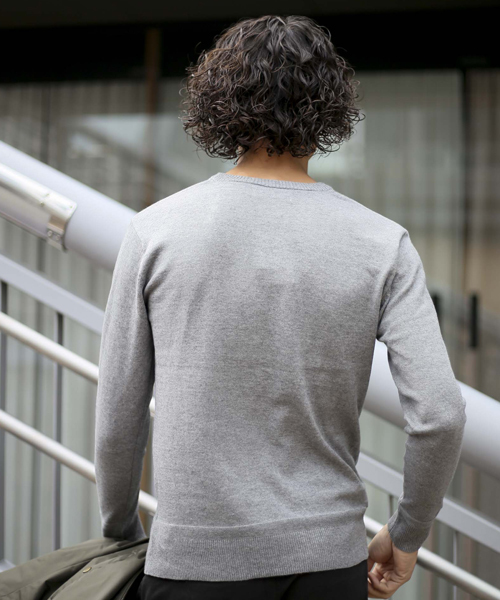 Denime（ドゥニーム）の「カシミアミックスクルーネックニット（ニット/セーター・メンズ・カーキ/ネイビー/グレー/ホワイト/レッド・LARGE/X-LARGE/MEDIUM）」の15枚目の写真