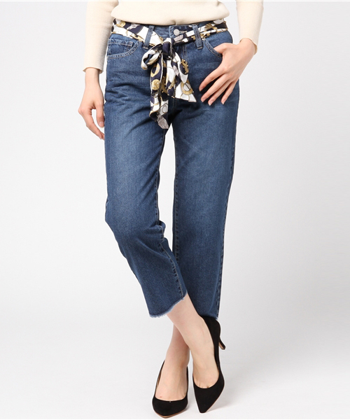 Honeys（ハニーズ）の「カットオフデニムパンツ（デニムパンツ・レディース・ライトインディゴブルー/インディゴブルー・M/S/L）」の2枚目の写真