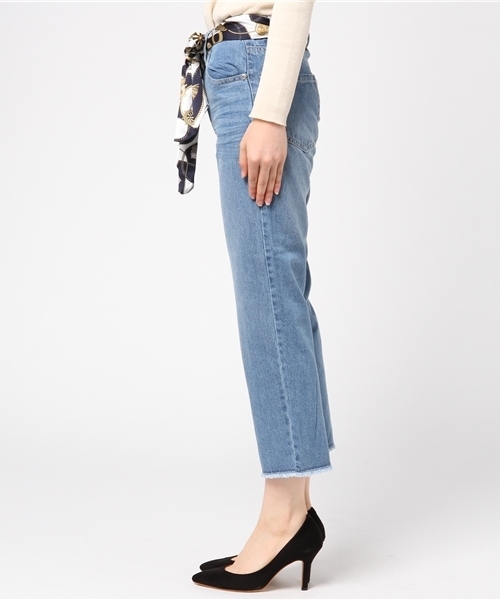 Honeys（ハニーズ）の「カットオフデニムパンツ（デニムパンツ・レディース・ライトインディゴブルー/インディゴブルー・M/S/L）」の4枚目の写真