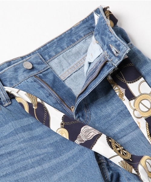 Honeys（ハニーズ）の「カットオフデニムパンツ（デニムパンツ・レディース・ライトインディゴブルー/インディゴブルー・M/S/L）」の10枚目の写真