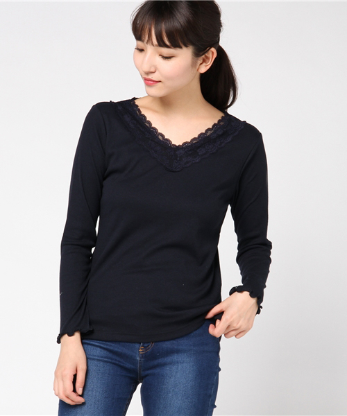 Honeys(ハニーズ)の「レース付きテレコTシャツ(Tシャツ/カットソー・レディース・オフホワイト/ピンク/ネイビー/ベージュ/ブラック/ラベンダー/サックスブルー・M/L/LL)」の4枚目の写真