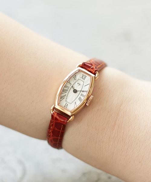 Content コントン の Content コントン ローマ数字文字盤腕時計 アナログ腕時計 Wear