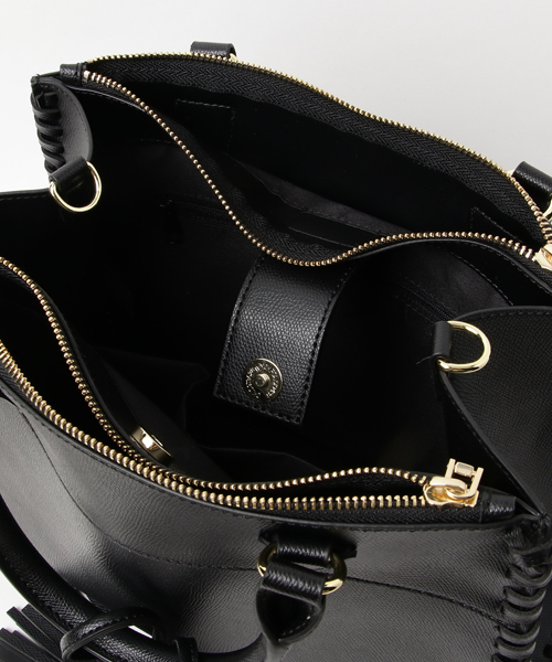 PASSE-DIX（パスディス）の「PASSE-DIX / パスディス　ダブルファスナーかがり2WAYミニトート（ショルダーバッグ・レディース・ブラック/グレイッシュベージュ・FREE）」の6枚目の写真