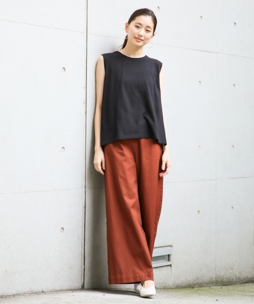 LEPSIM（レプシィム）の「キノウツキバックフレアノースリーブ　802575（タンクトップ・レディース・ブラック/パープル/オフホワイト・FREE）」の6枚目の写真