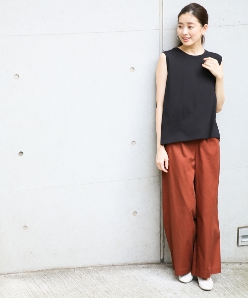 LEPSIM（レプシィム）の「キノウツキバックフレアノースリーブ　802575（タンクトップ・レディース・ブラック/パープル/オフホワイト・FREE）」の13枚目の写真