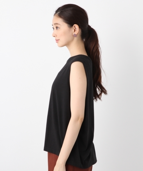 LEPSIM（レプシィム）の「キノウツキバックフレアノースリーブ　802575（タンクトップ・レディース・ブラック/パープル/オフホワイト・FREE）」の16枚目の写真