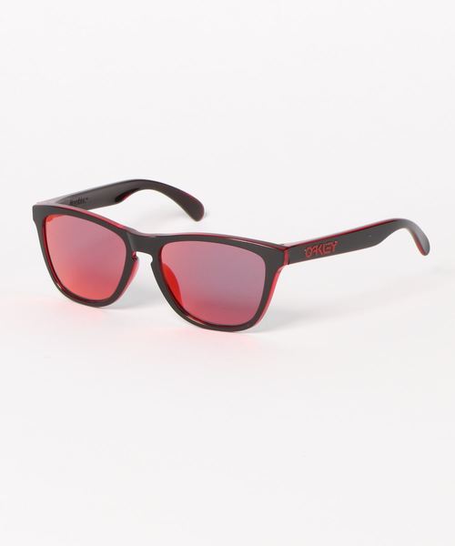 OAKLEY（オークリー）の「OAKLEY / オークリー : FROGSKINS#（サングラス・メンズ・ブラック/レッド・FREE）」の2枚目の写真