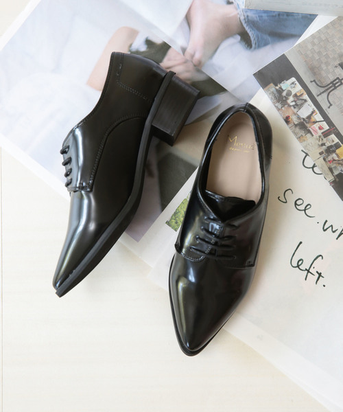 menue(メヌエ)の「レースアップ オックスフォード ポインテッドトゥ シューズ(ドレスシューズ・レディース・ホワイト/ブラック/ブラック系その他/ダークブラウン・M/L/LL/3L/SS/S)」の3枚目の写真