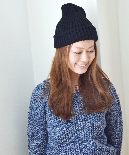 Khaju（カージュ）の「Khaju:ニットキャップ（ニットキャップ/ビーニー・レディース・ベージュ/カーキ/レッド系その他/グレー/ブラック/ブルー/ネイビー/ピンク系その他・ONE SIZE）」の2枚目の写真