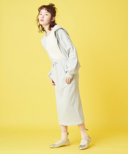 OLIVE des OLIVE（オリーブデオリーブ）の「ワンストラップシューズ（その他シューズ・レディース・ベージュ/ブラック/シルバー・SMALL/MEDIUM/LARGE）」の6枚目の写真