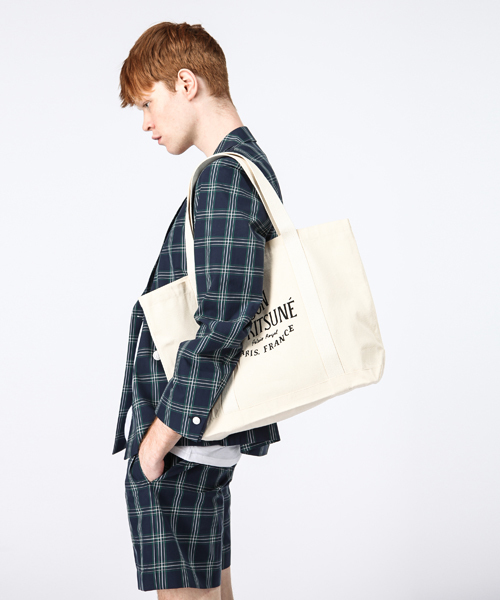 Maison Kitsune（メゾンキツネ）の「MAIAON KITSUNE PALAIS ROYAL CANVAS BAG（トートバッグ・メンズ・その他・FREE）」の6枚目の写真