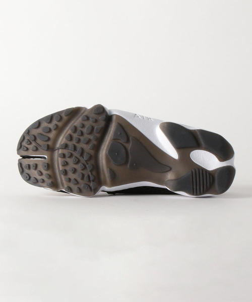 NIKE（ナイキ）の「＜NIKE（ナイキ）＞∴WOMENS AIR RIFT エアリフト Ψ ◆（スニーカー・レディース・ホワイト/ブラック・24cm/23cm/26cm/25cm）」の9枚目の写真