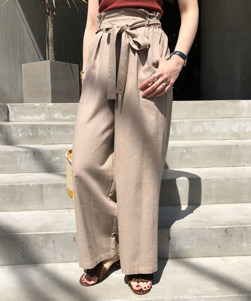 nano・universe(ナノユニバース)の「【WEB限定】リネン混タックパンツ(パンツ)」|グレイッシュベージュ
