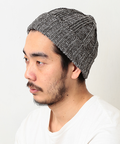 BEAMS PLUS(ビームスプラス)の「BEAMS PLUS / コットンリブワッチキャップ (ニットキャップ/ビーニー・メンズ・ナチュラル/ブラック/ネイビー/グレー・ONE SIZE)」の3枚目の写真